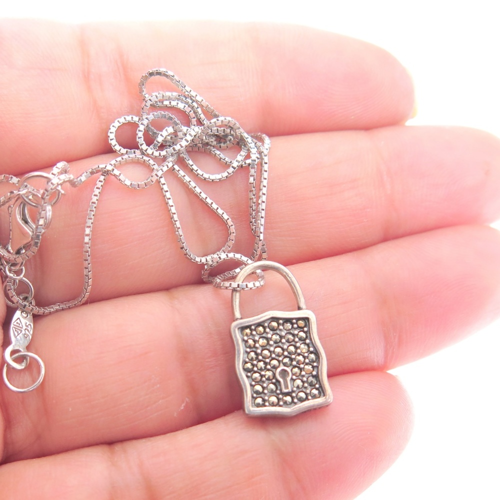 Sterling Silver 925 Abalone Shell Reversible Padlock Necklace Box Chain 18 Inch - Picture 6 of 7